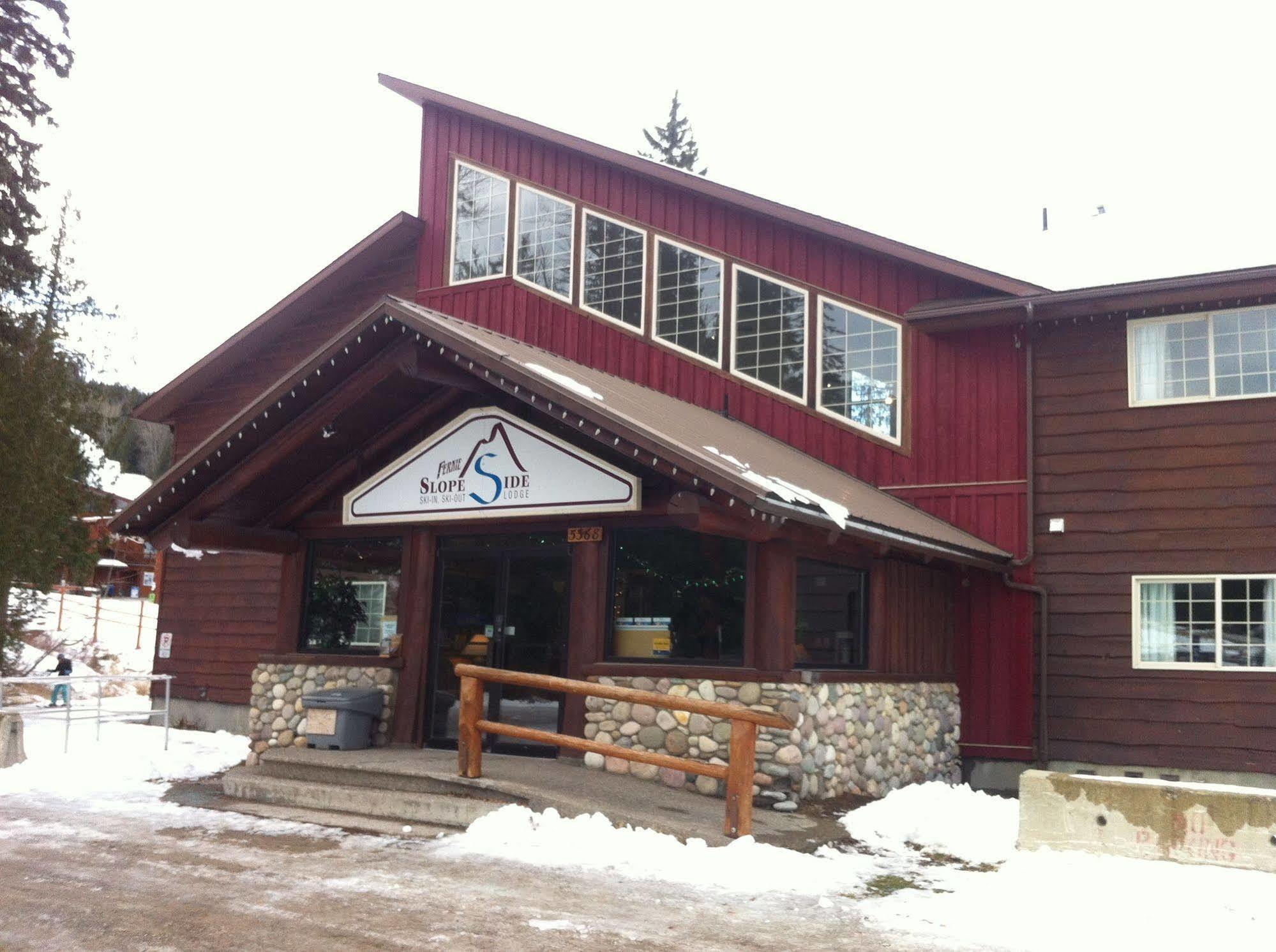 Fernie Slopeside Lodge Exterior photo